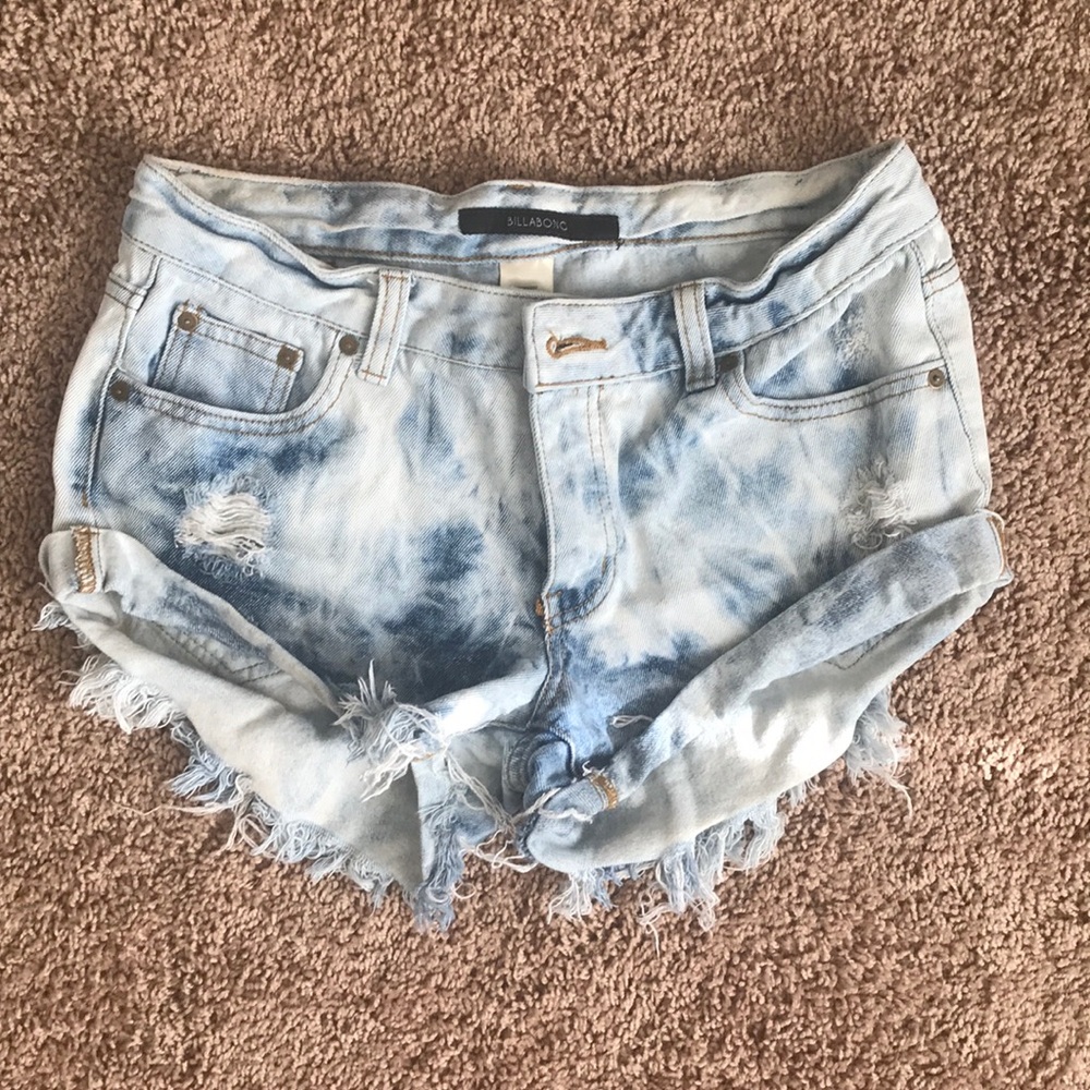 Billabong shorts